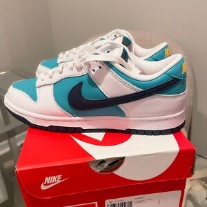 Brand new!! Nike Dunk Low Retro